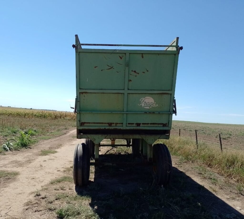 Picadora Minervino y Carro Forrajero Fraga | Buen Estado General