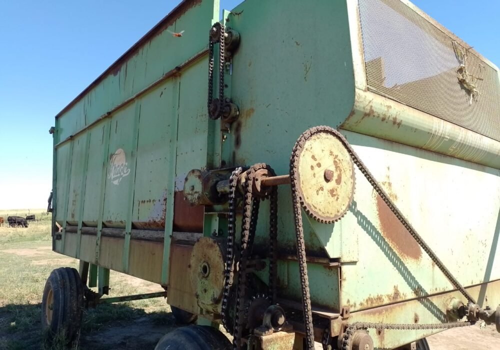 Picadora Minervino y Carro Forrajero Fraga | Buen Estado General