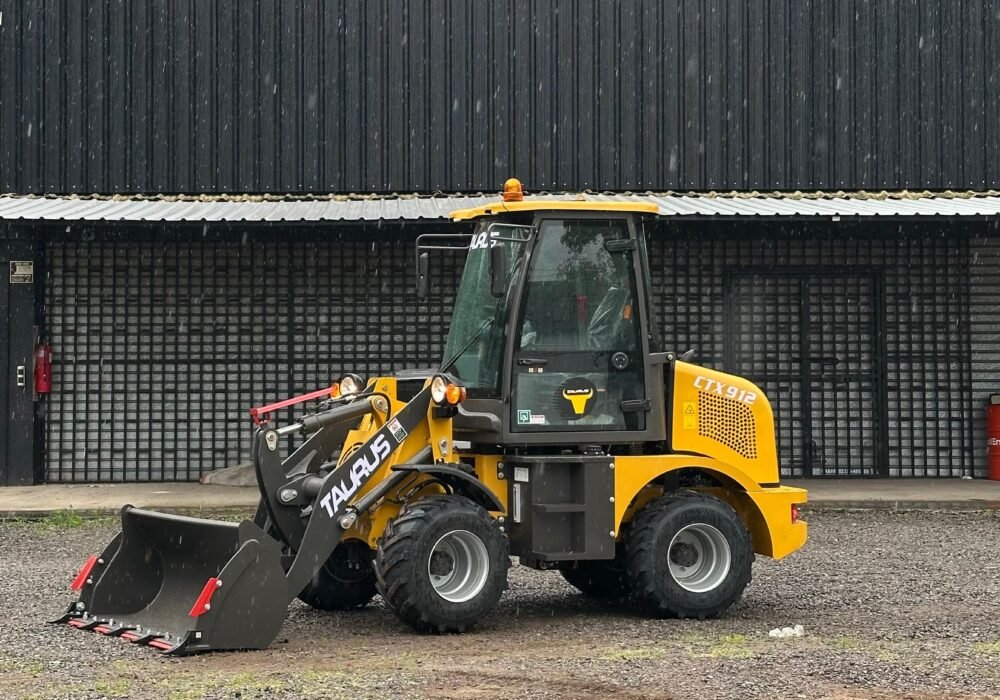 PALA CARGADORA TAURUS CTX912