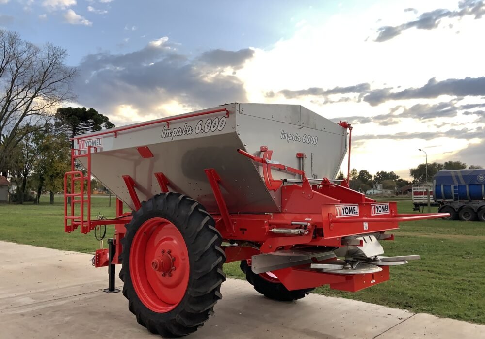 FERTILIZADORA YOMEL IMPALA 6000 NUEVA