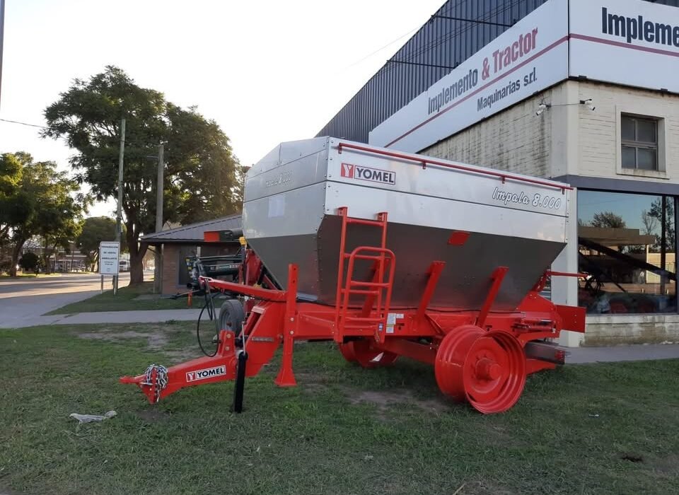 FERTILIZADORA YOMEL IMPALA 6000 NUEVA