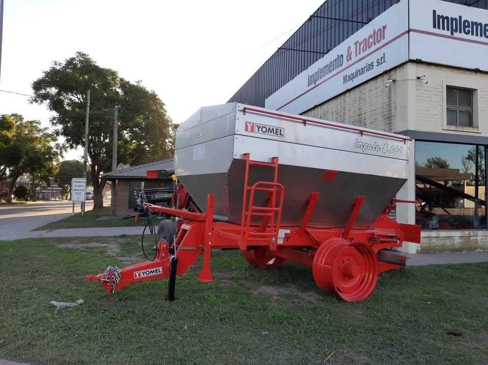 FERTILIZADORA YOMEL IMPALA 6000 NUEVA