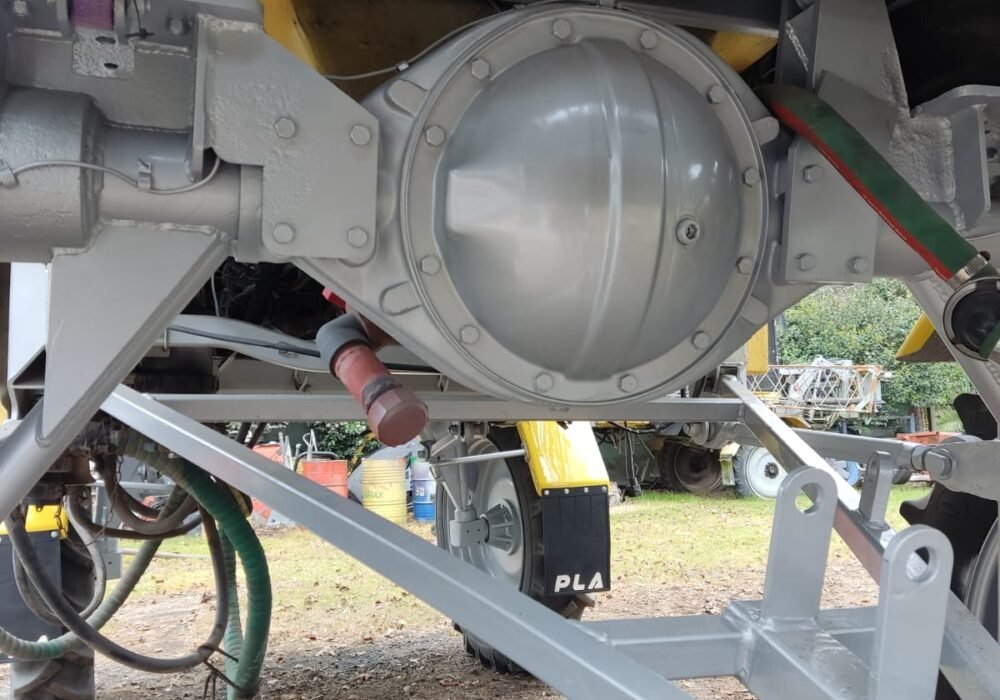 Pulverizadora PLA MAPII 2850 BT 2014 - CORTES Y PILOTO H