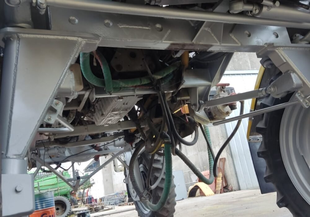 Pulverizadora PLA MAPII 2850 BT 2014 - CORTES Y PILOTO H