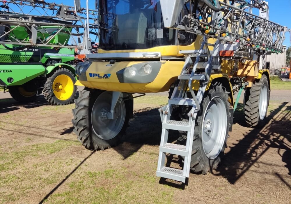 Pulverizadora PLA MAPII 2850 BT 2014 - CORTES Y PILOTO H